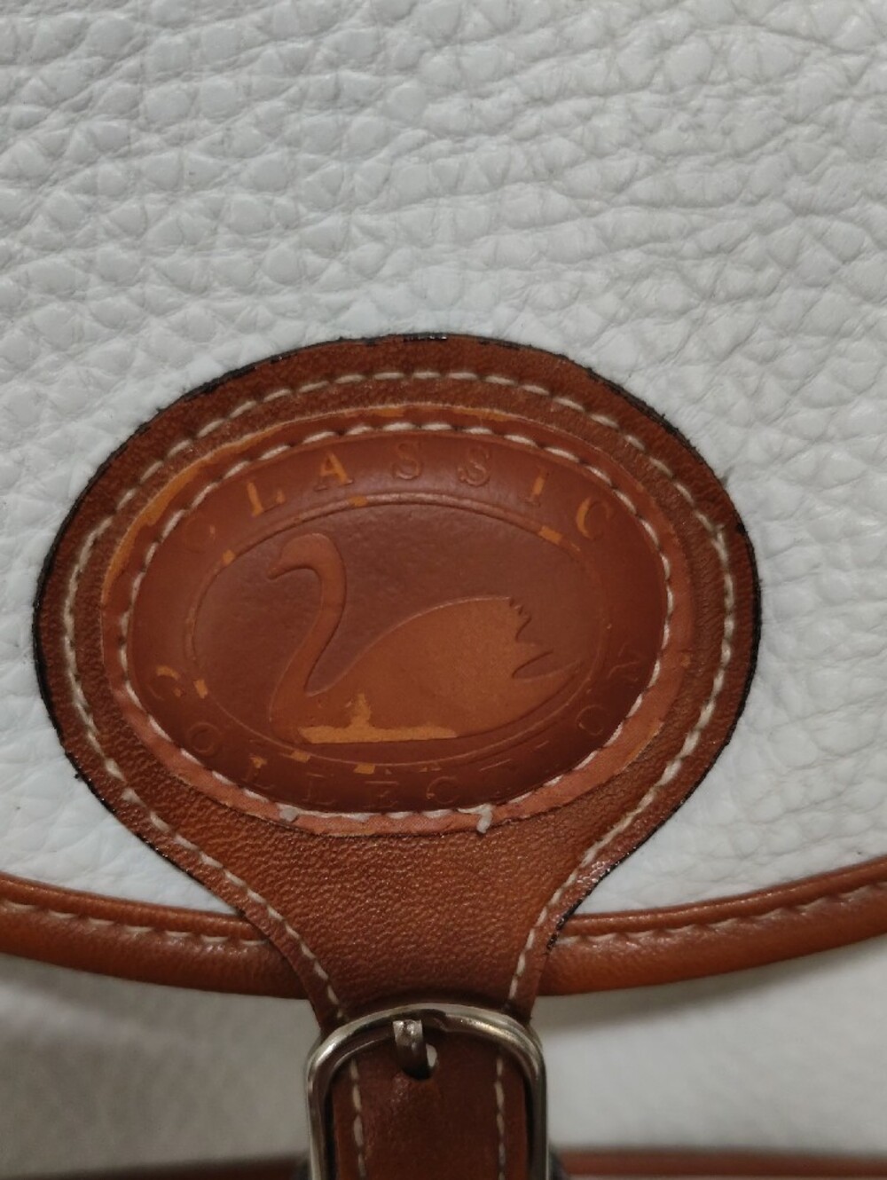 Dooney & Bourke White Pebbled Leather Crossbody with Brown Trim - Picture 2 of 12